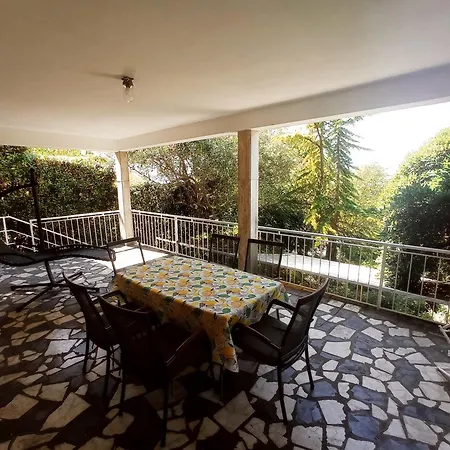 Captain's Promenade Apartment Jadranovo