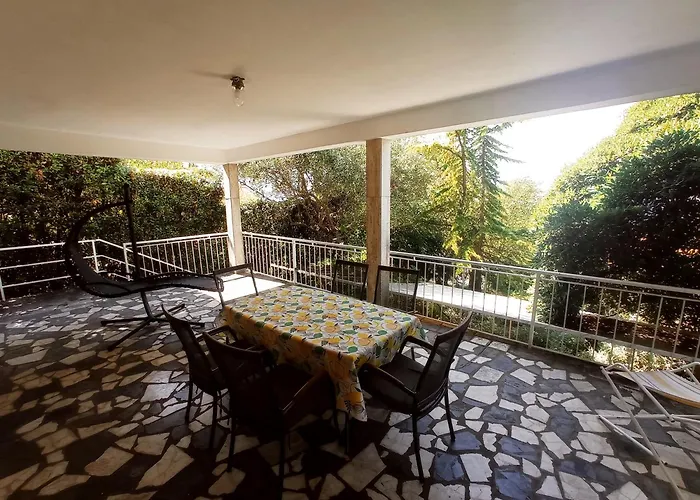 Captain's Promenade Daire Jadranovo